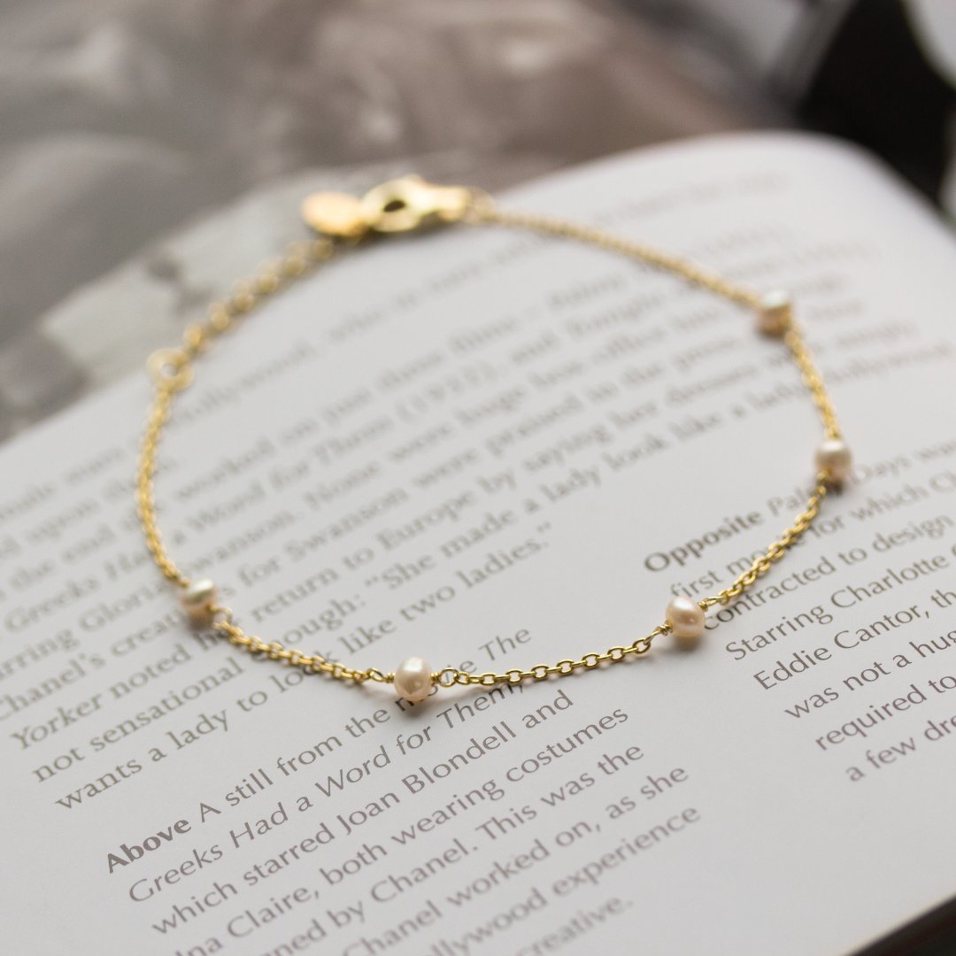 Delicate Pearl Bracelet