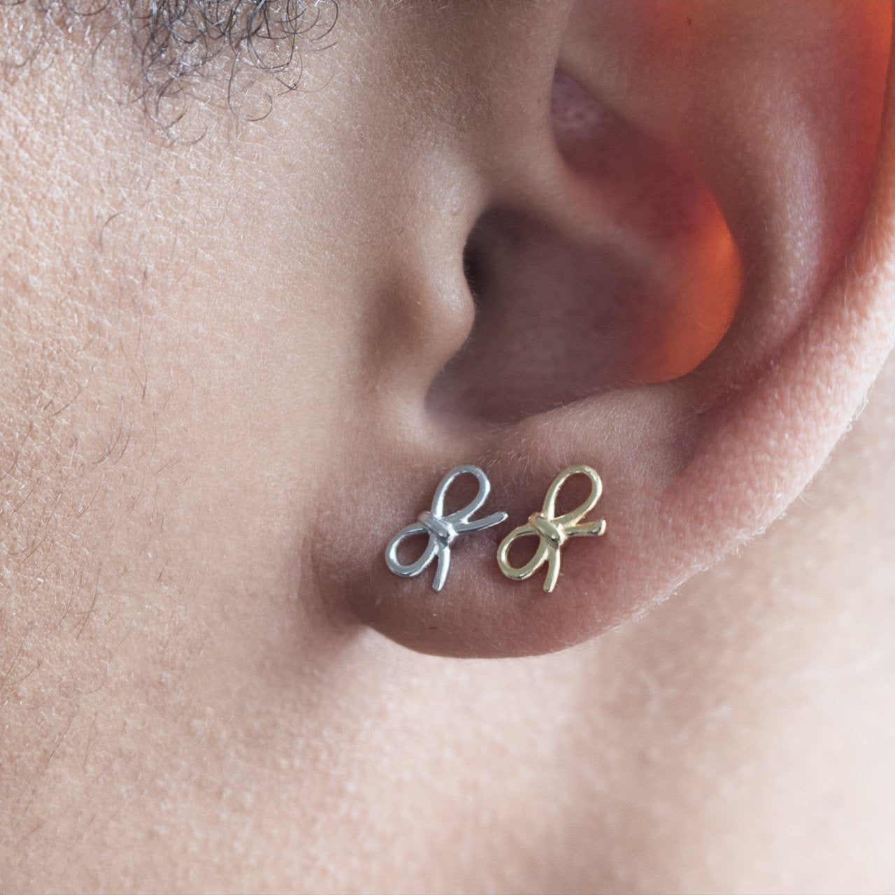 Small Bow Studs