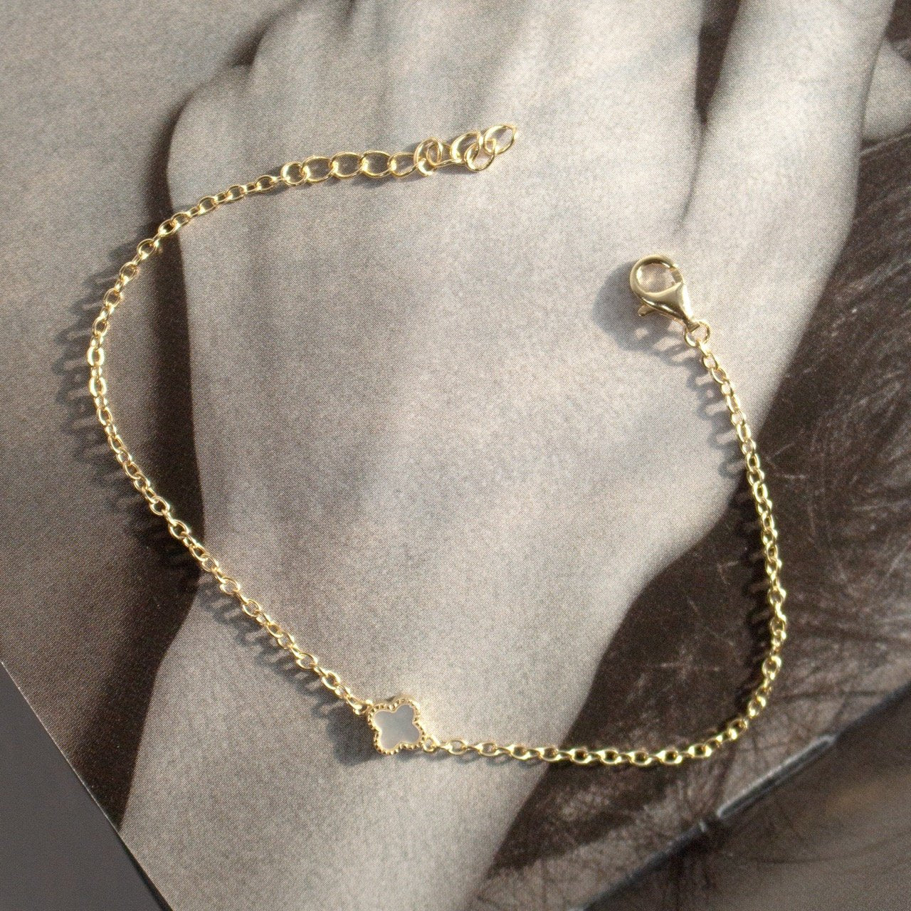 Mini Pearl Clover Bracelet