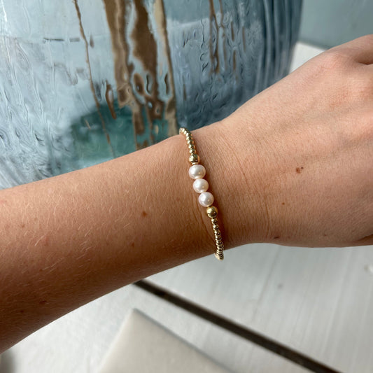 Lucky 3 Pearl Bracelet