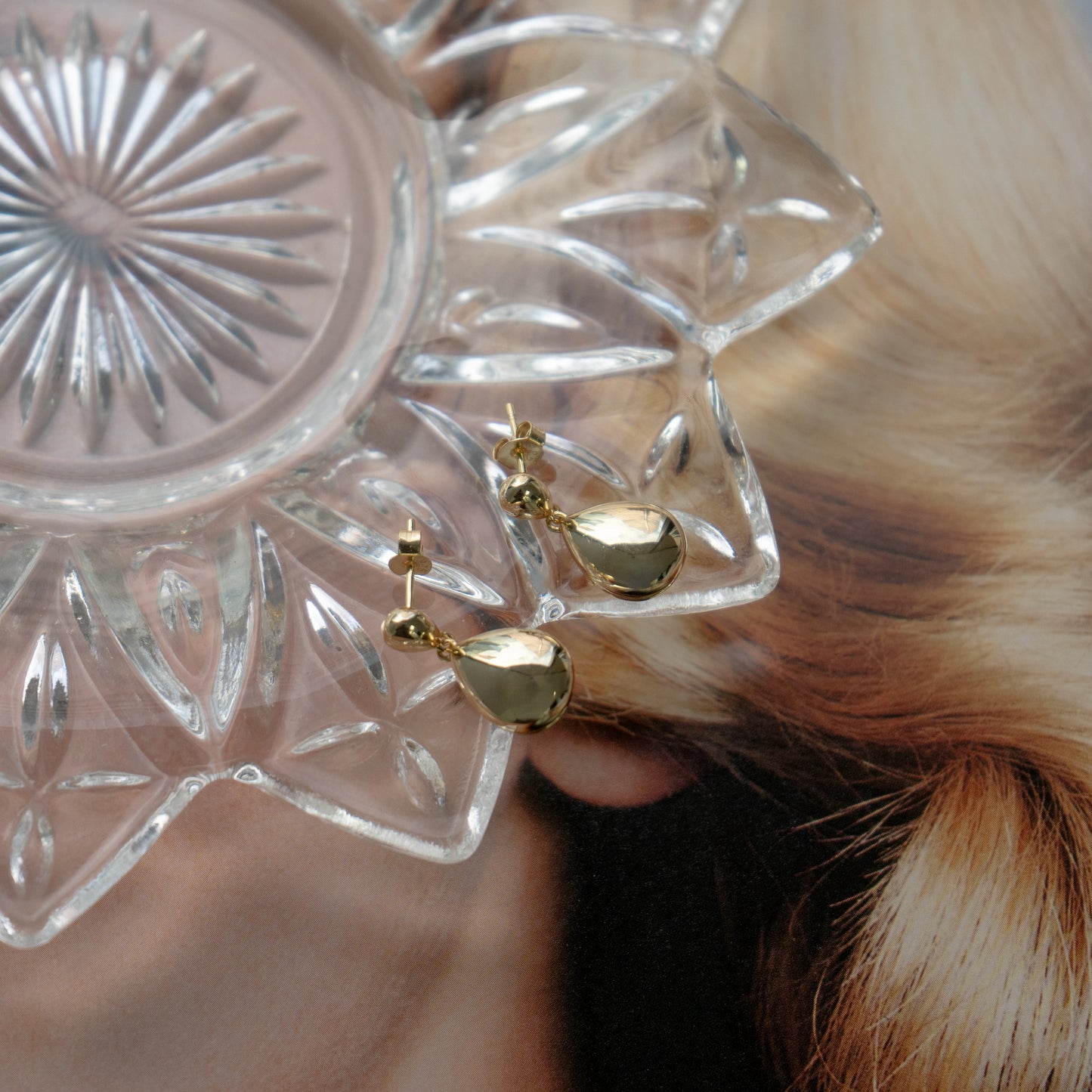 Bubble Teardrop Studs