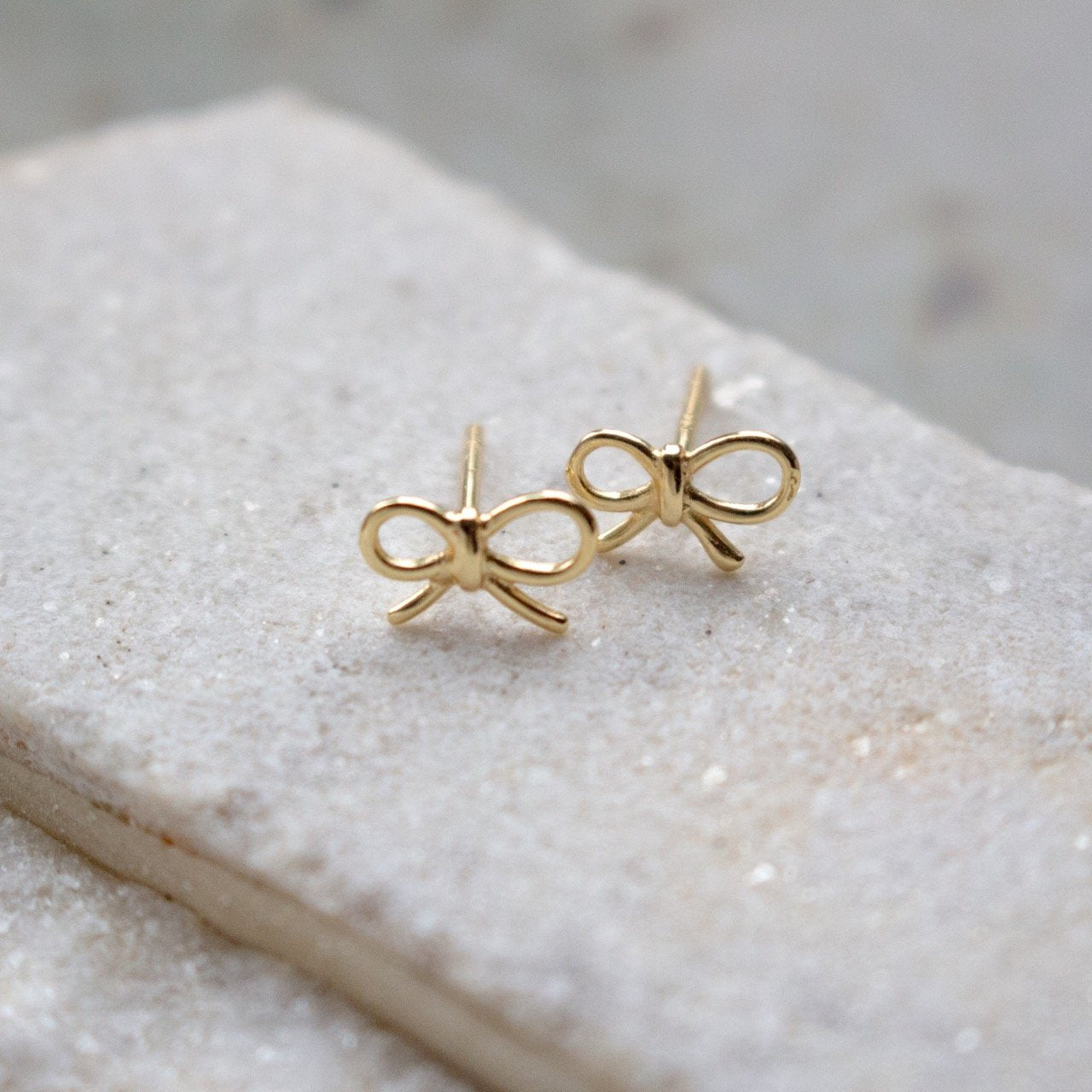 Small Bow Studs