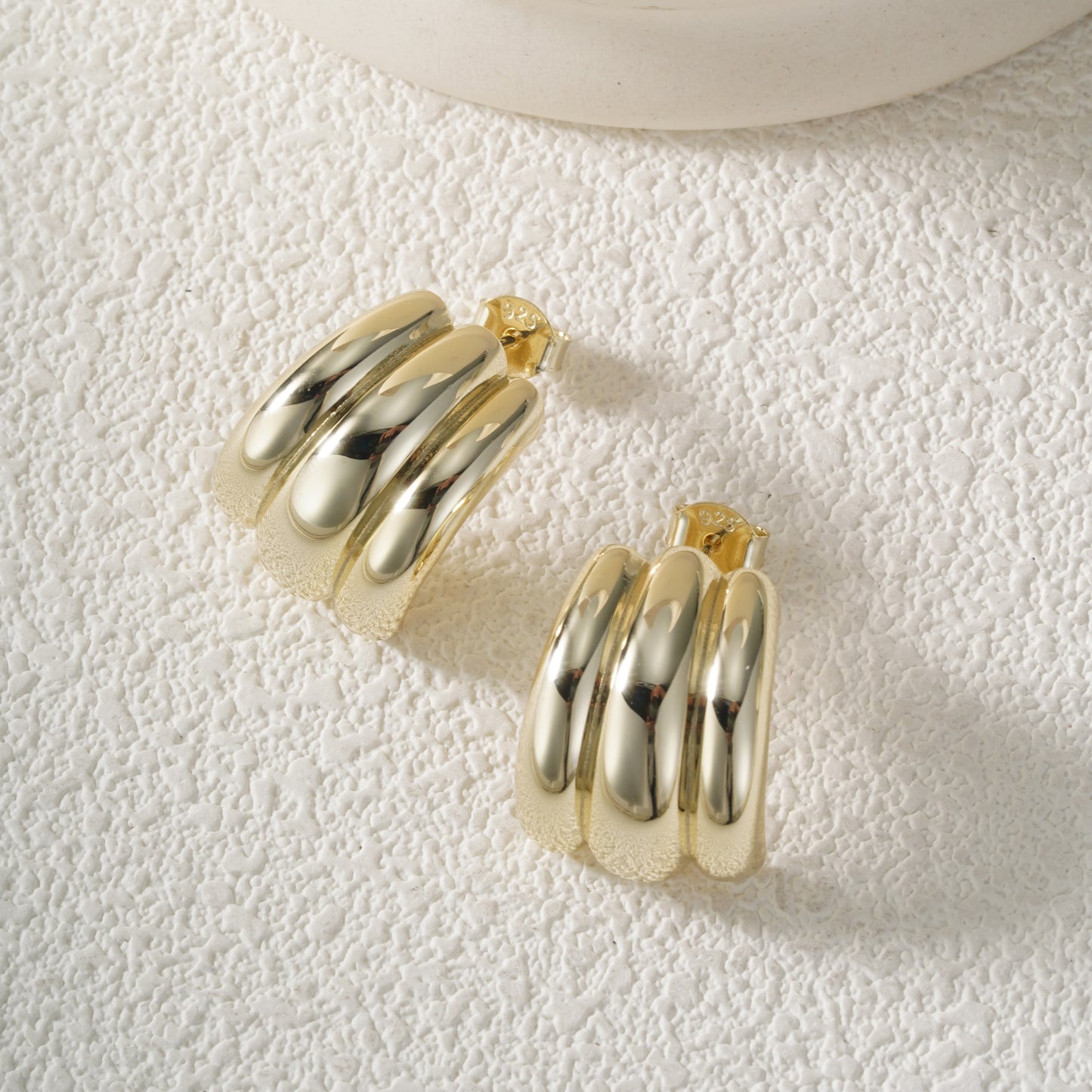 Triple Wave Chunky Studs