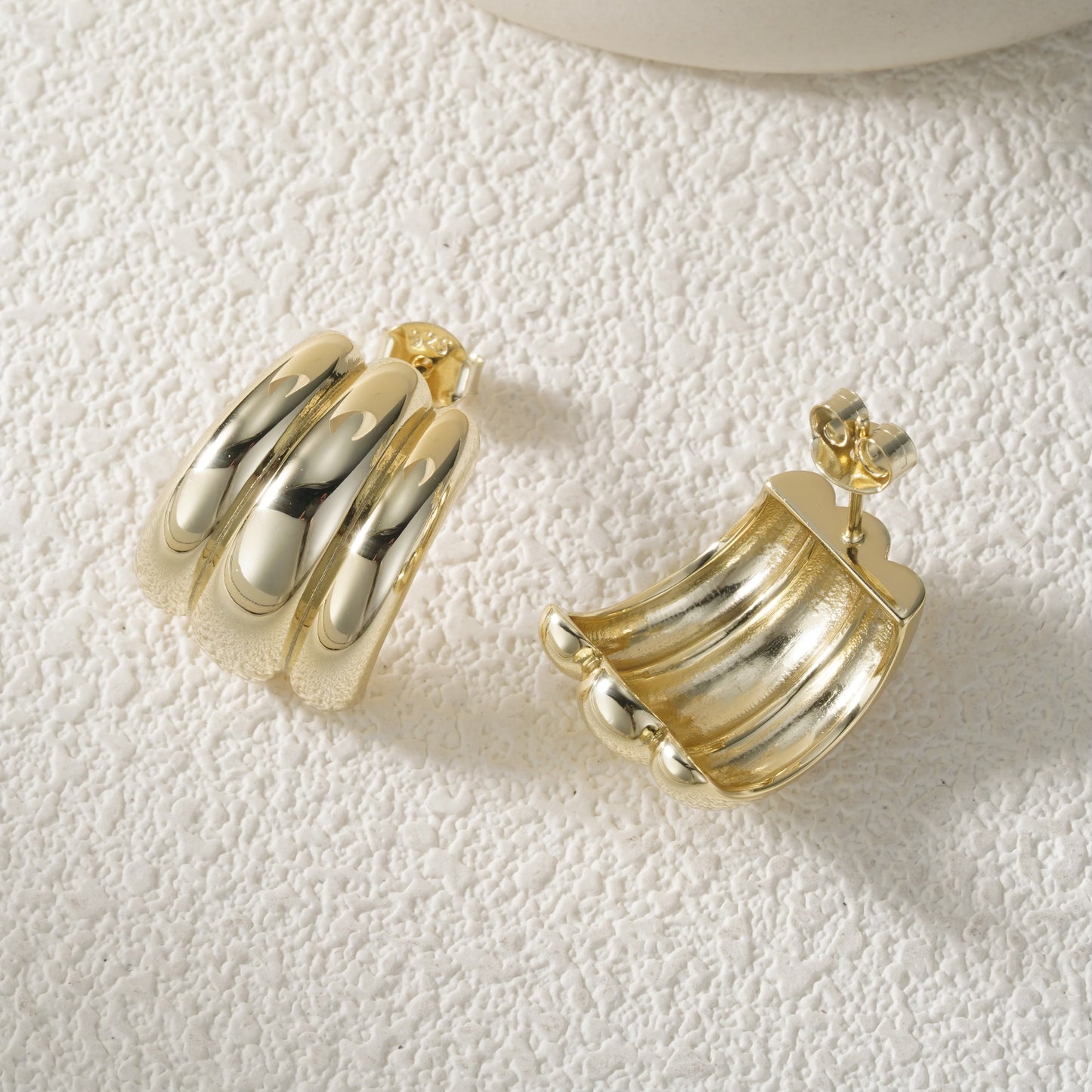Triple Wave Chunky Studs