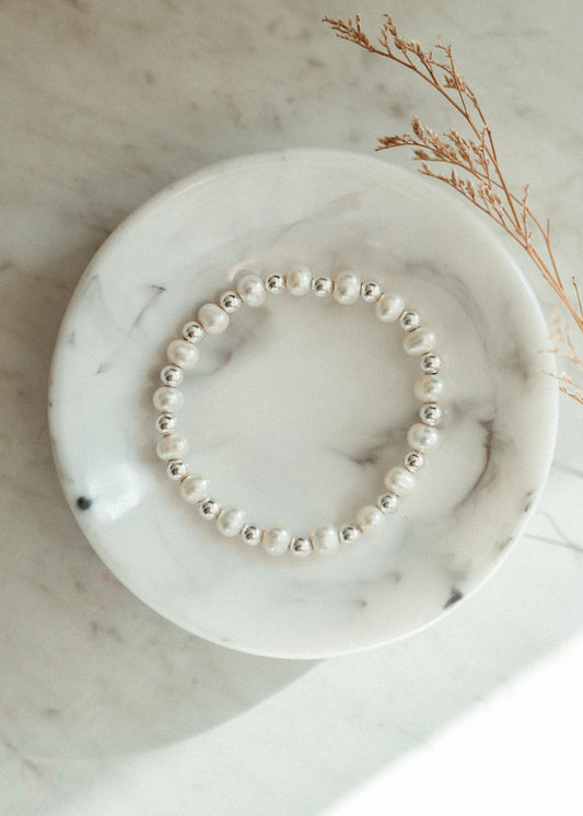 Severn Alternating Pearl Bracelet