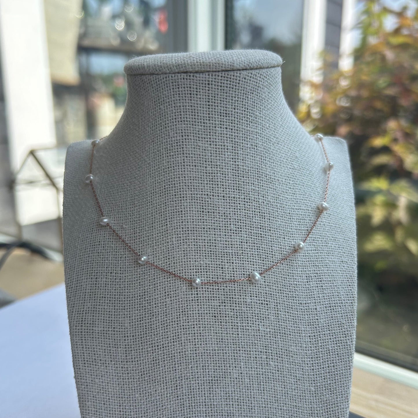 Delicate Pearl Choker