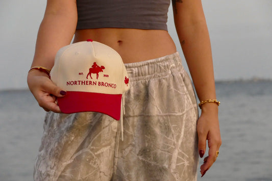 Northern Bronco Hat (Red)