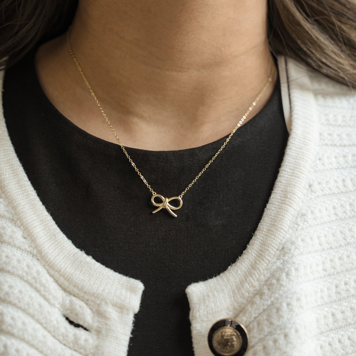 Bow Necklace